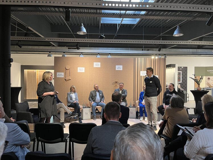 [Translate to English:] raumplus beim FURNITURETALK - Trendfilter in Bünde