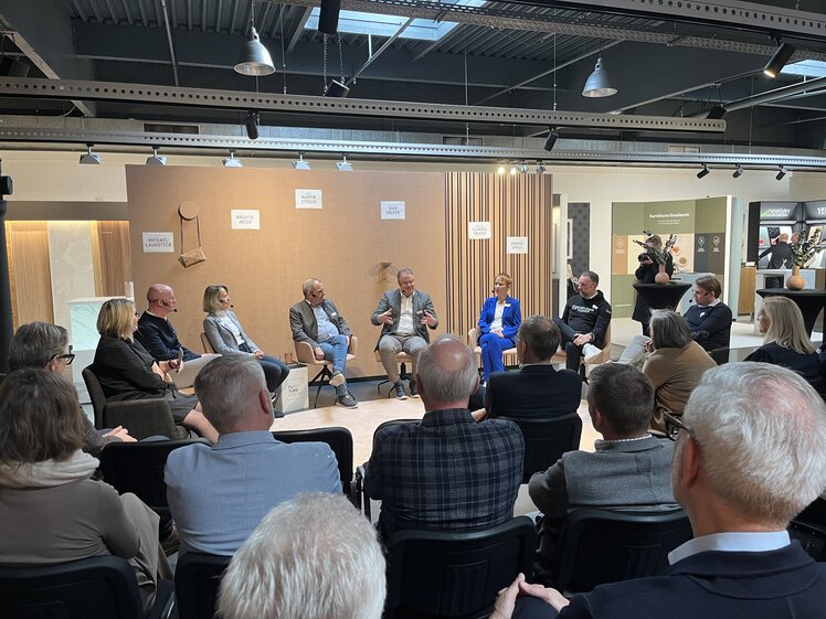 [Translate to English:] raumplus beim FURNITURETALK - Trendfilter in Bünde 02-2024